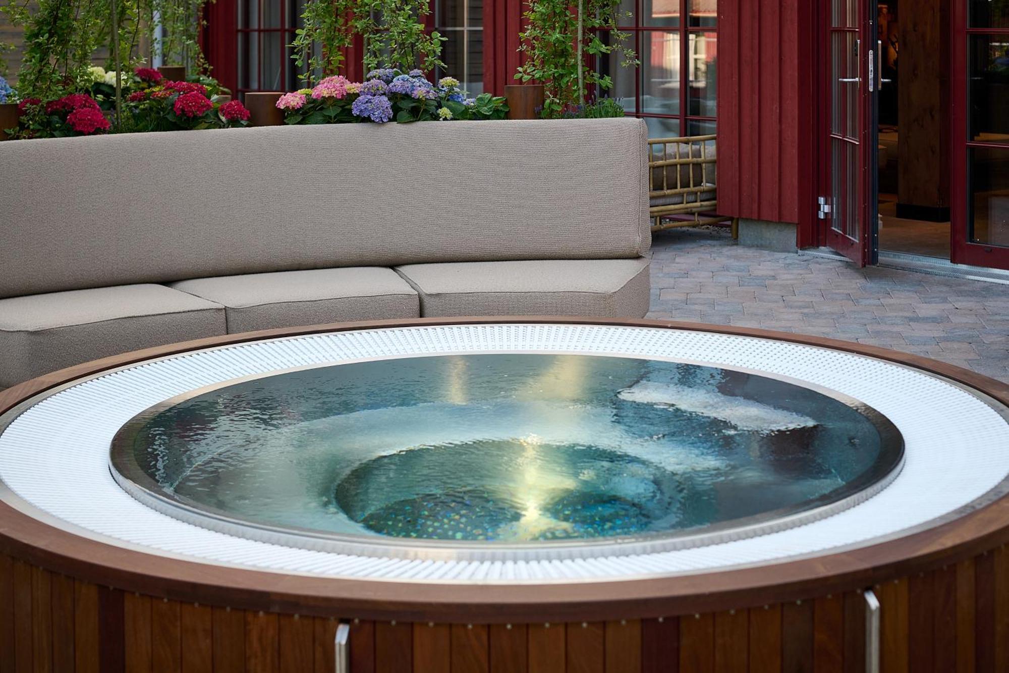 Hoegbo Brukshotell & Spa Sandviken Exterior photo
